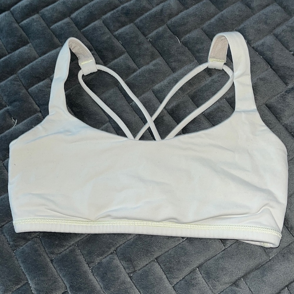 Lululemon sports bra